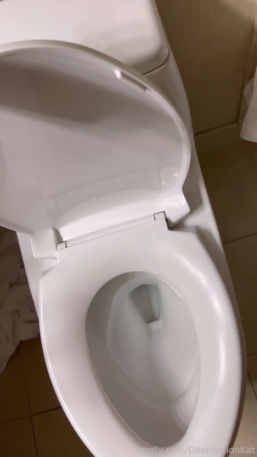 A Pee Comp