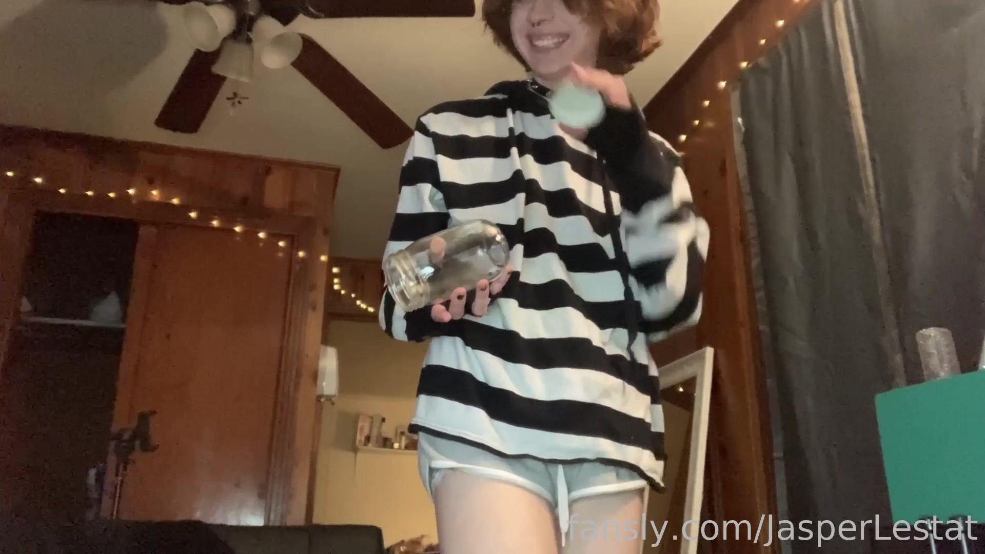 Jasper Pees In A Jar! #Pee #Watersports #Ftm