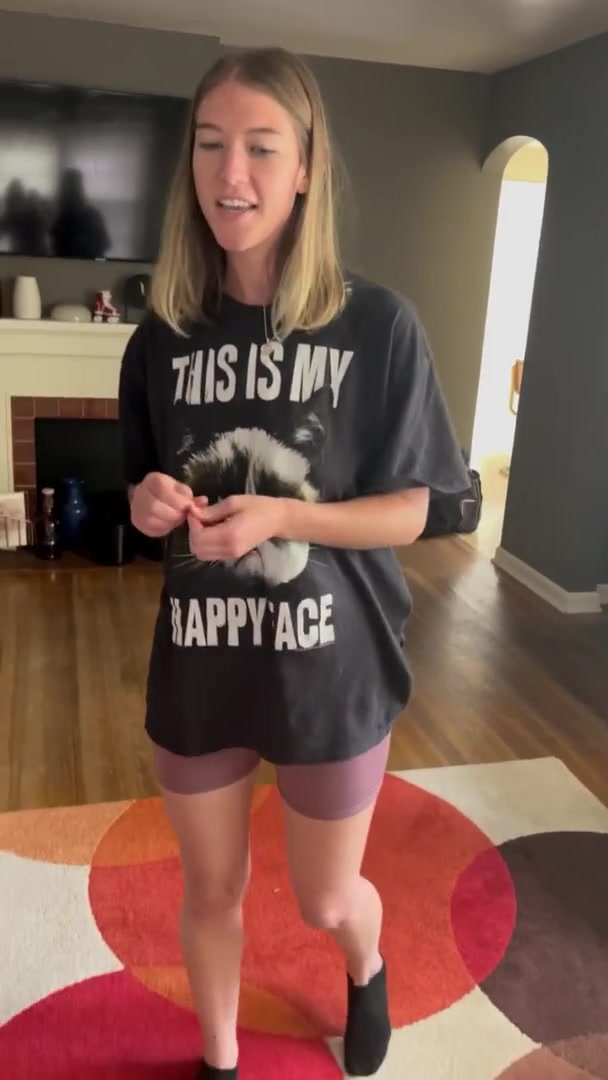 Worried Boyfriend Uses Her Throat To Relax