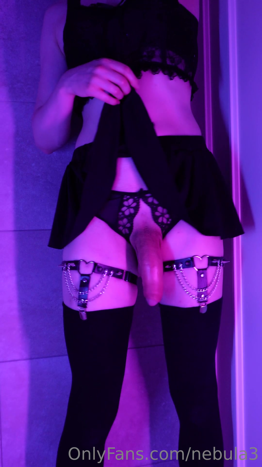 Upload Speed Really Sucks In This Airbnb So Let's Have A Lit