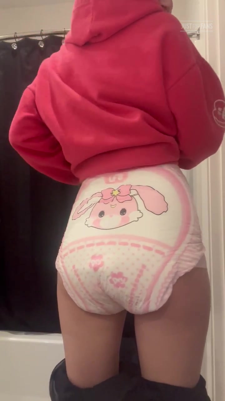 This Design Is So Fun To Destroy Wetting These Cute Diapers & Squishing Them After