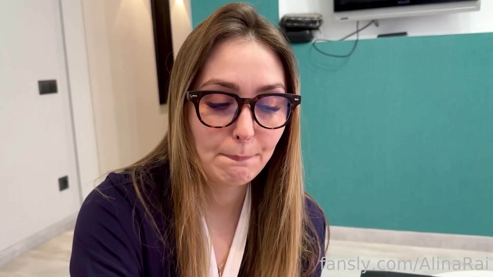 MILF Stepmom Catches Her Stepson Jerking Off And Help Him Finish