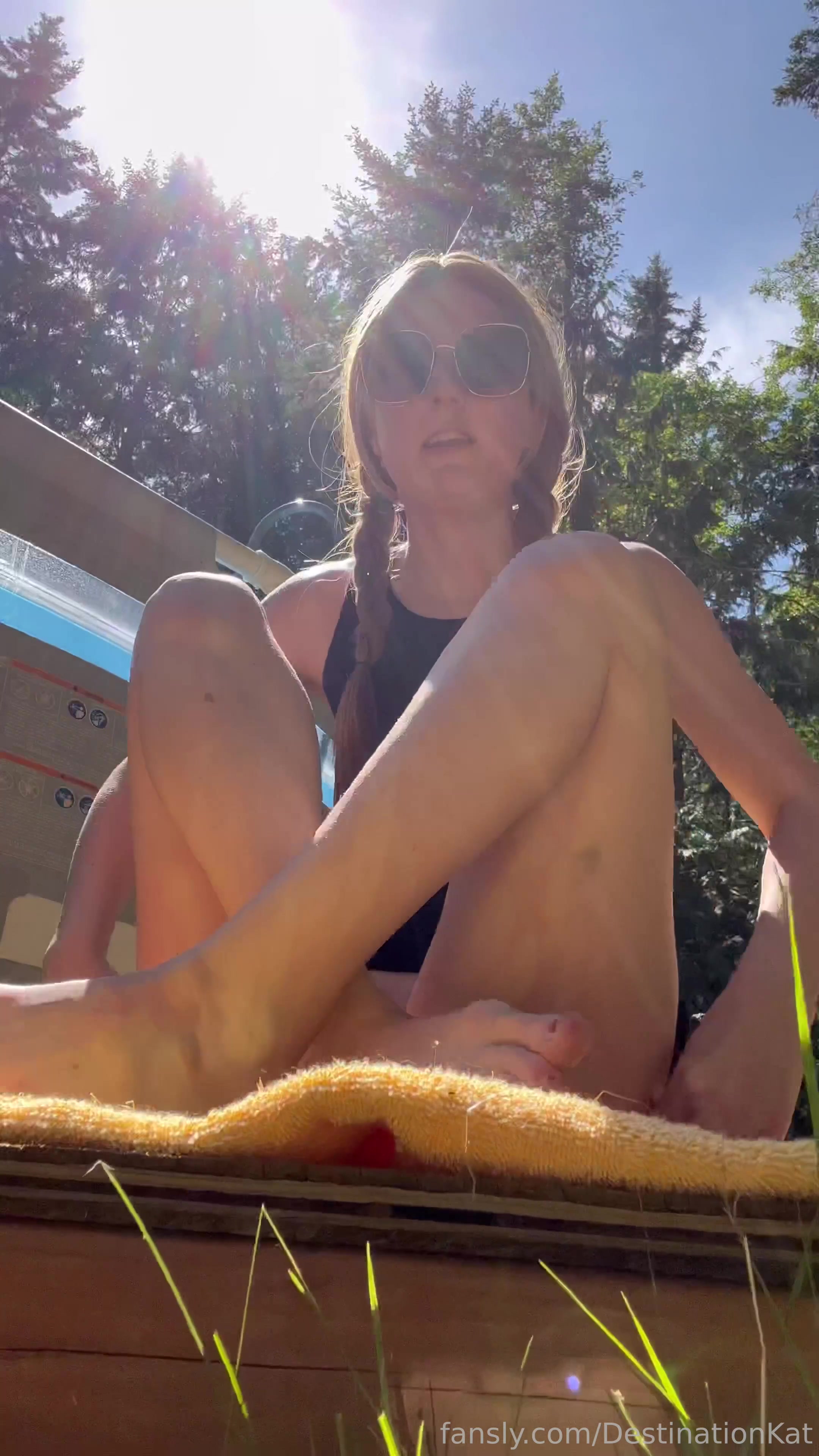 I Can't See My Screen That Well Anymore But I'm Pretty Sure The Sun Was Too Intense For This Angle Of Peeing