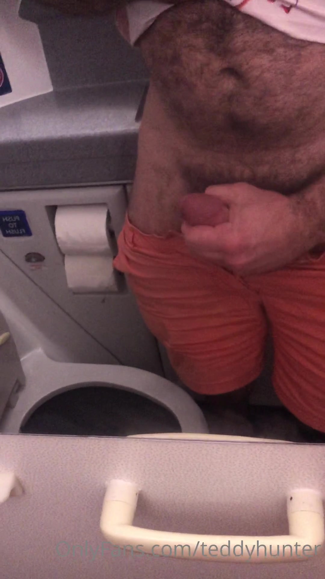 Got Horny During My Flight