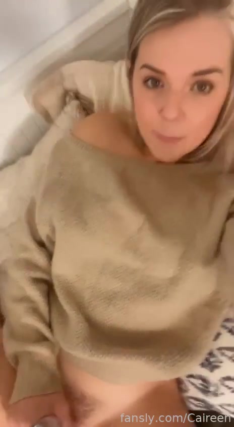 Omg! Being Sneaky And Having A Quick Cum Session While My Guests Are Just In The Other Room