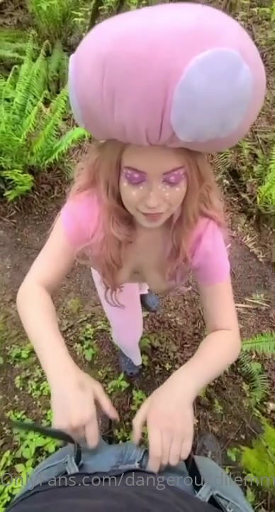 Catching A Wild Toadette For A Quicky!