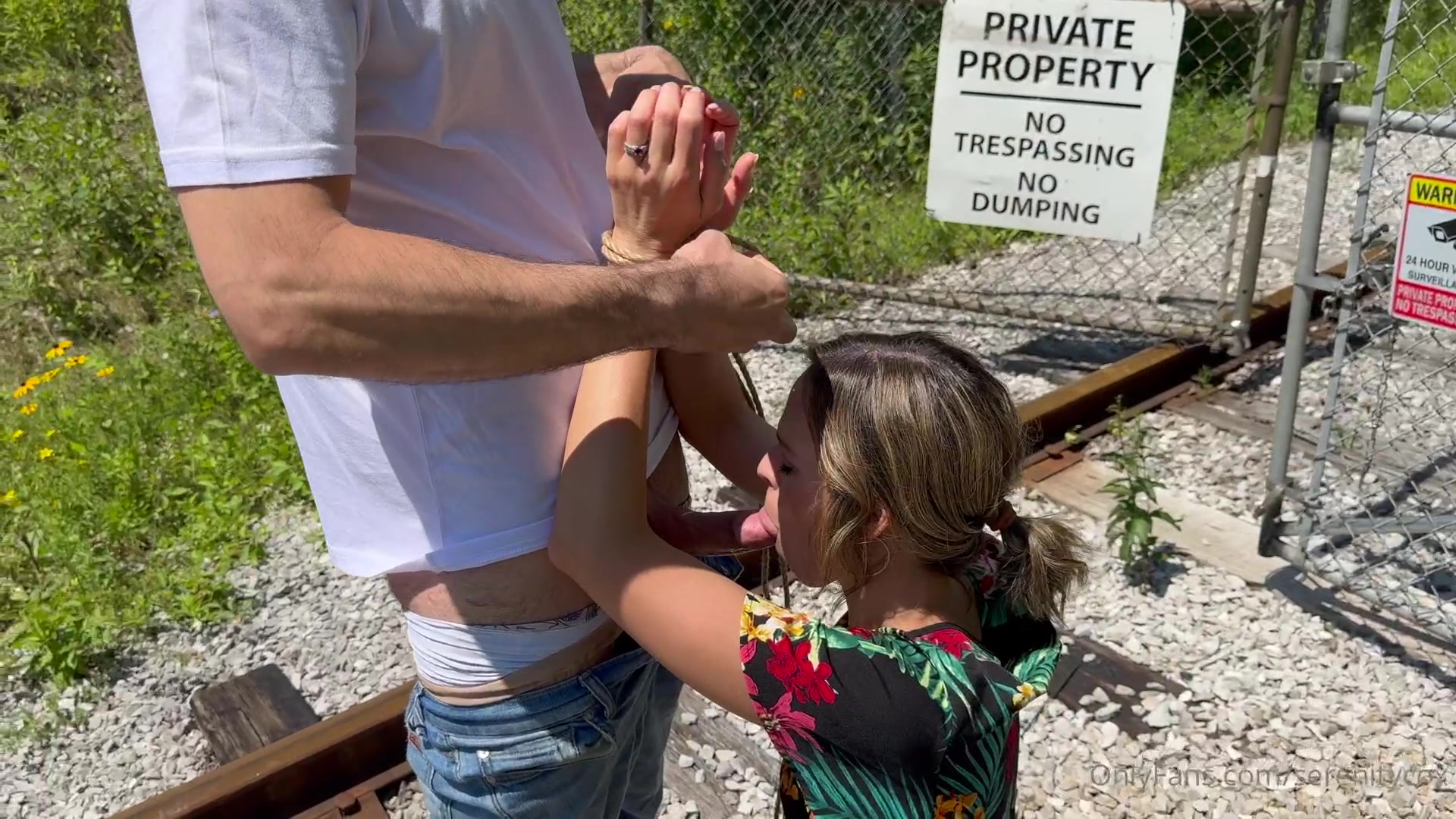 I Had A Spicy Photoshoot At An Abandoned Secluded Railway