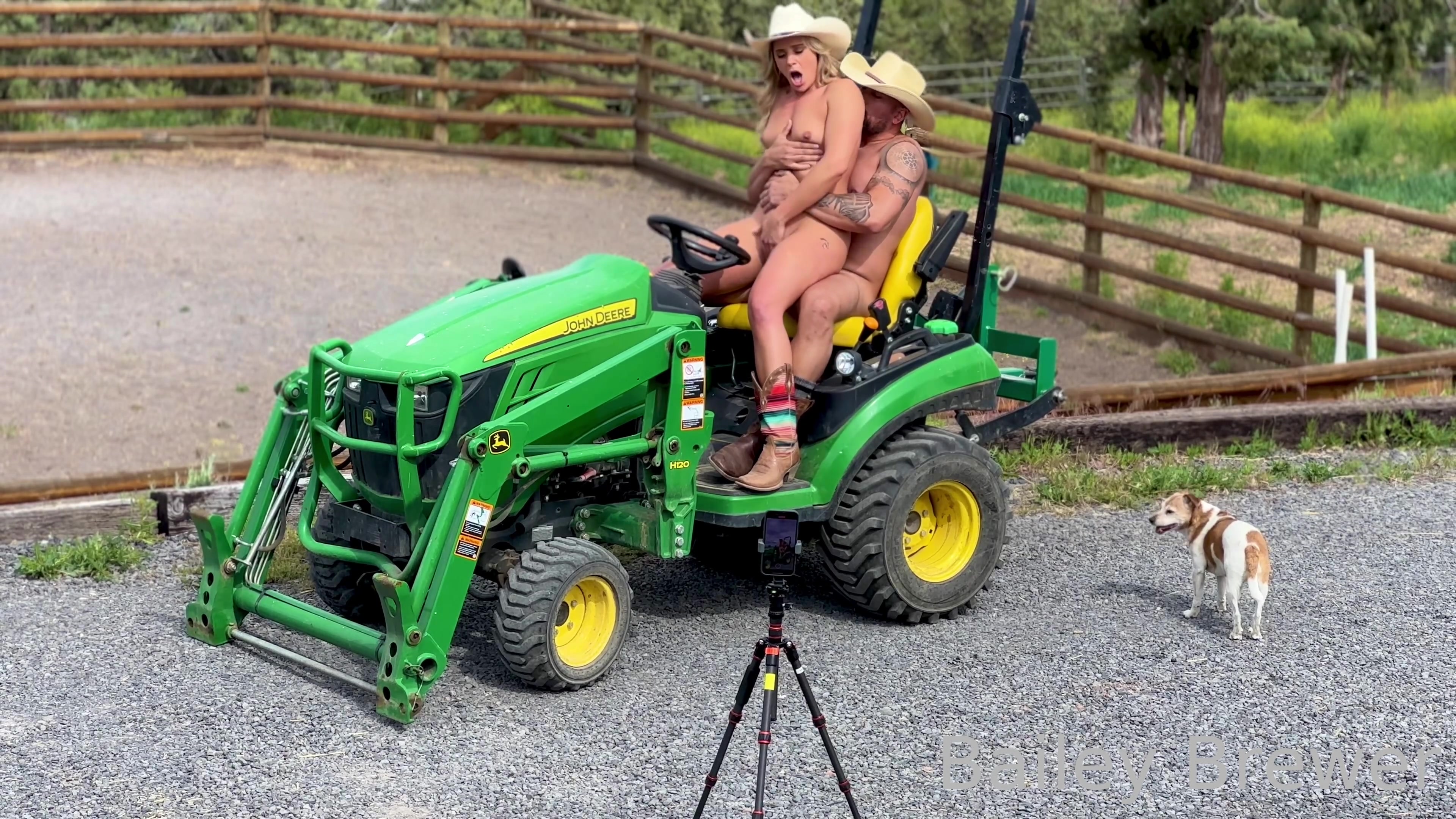 B/G Tractor Fuck
