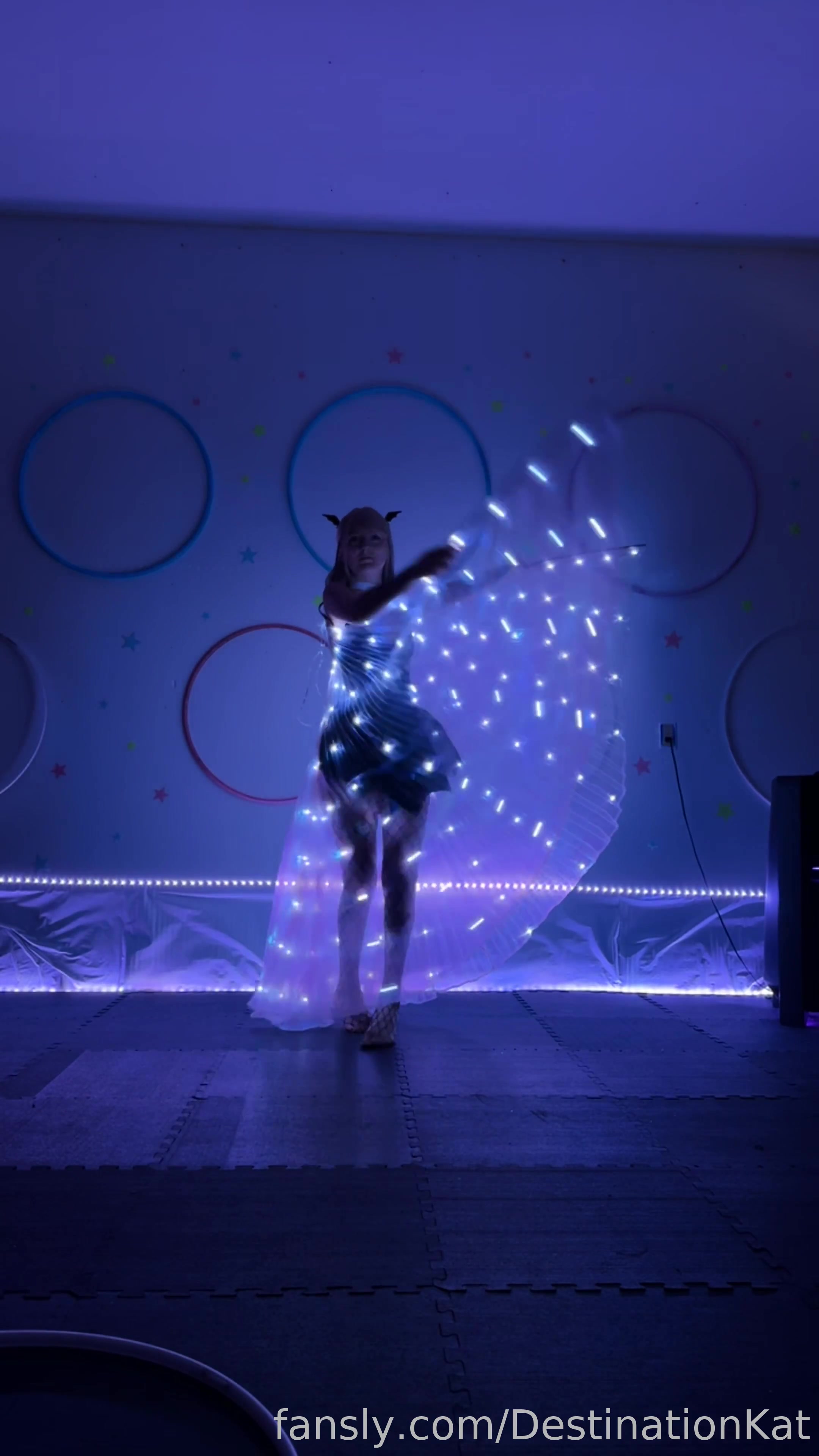 Clothes Led Wing Dancing For Fun
