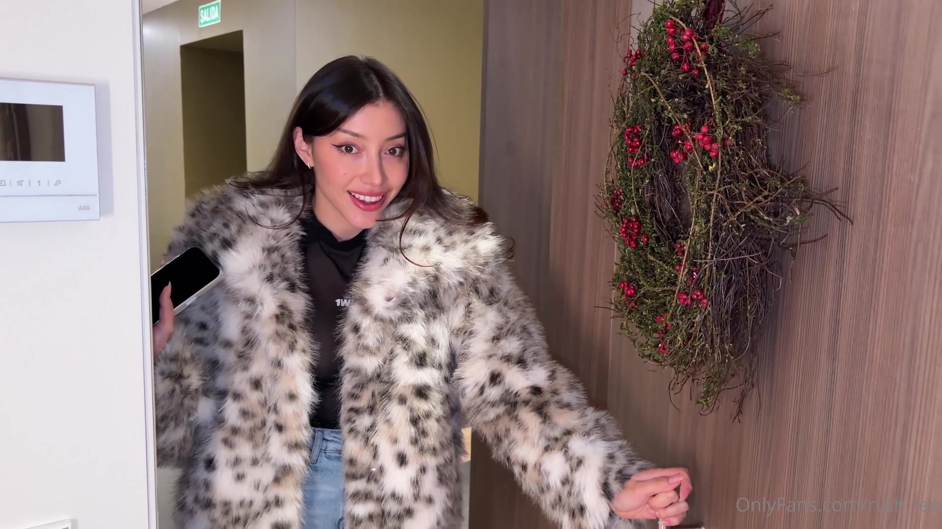 Role Play Your New Hot Neighbor